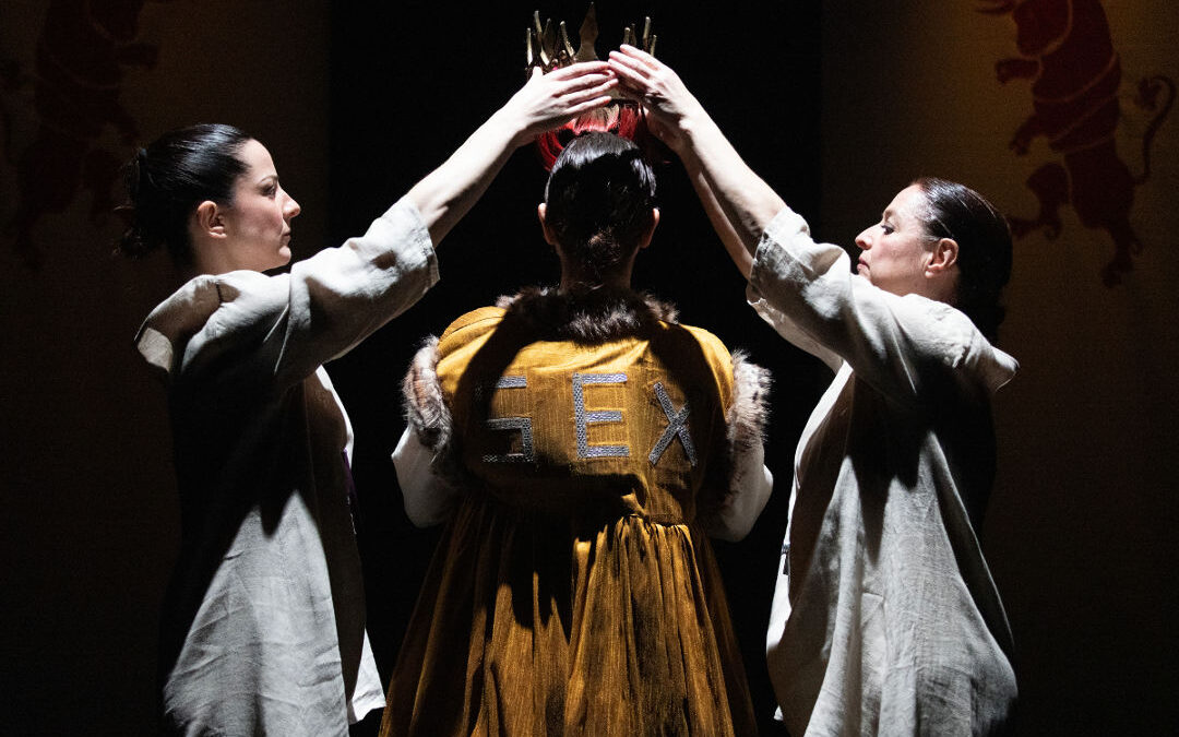 “La Reina Brava” con Las Niñas de Cádiz.